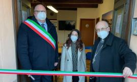 Castelraimondo, il nuovo centro per anziani è realtà: taglio del nastro con il vescovo Massara