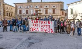Potenza Picena, il Pd punta il dito sulla giunta Tartabini: "Primatisti assoluti nell'aumentarsi stipendio"