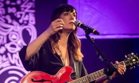 Musicultura, Cristina Donà incanta il Lauro Rossi: IlClassico conquista il premio del pubblico