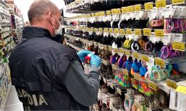 Festa della donna, a Civitanova sequestrati oltre 5.200 articoli di bigiotteria non sicuri