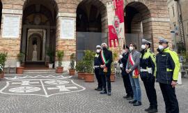 Macerata, Parcaroli e Luciani omaggiano le vittime del Covid 19. "Un dolore indelebile per tutti"