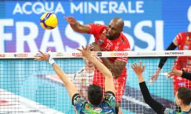 Volley, Perugia è troppo forte: la Lube si arrende in tre set, ma conserva il secondo posto