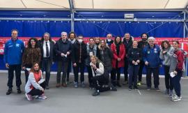 Tolentino, al Circolo tennis sono protagonisti gli sport tradizionali: a lezione di ruzzola e tiro alla fune