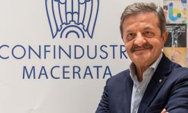 Il caro carburante mette in ginocchio i trasporti: "A breve non più garantita regolarità dei servizi"
