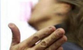 Minacce, insulti e spintoni alla madre: scatta il divieto di avvicinamento per un 27enne