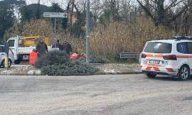 Macerata, trovata per strada in overdose: 44enne salvata in extremis