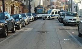 Civitanova, bimba di 5 anni travolta da un'auto: trasferita al Salesi con l'elisoccorso