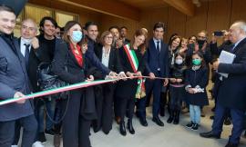 Nuova scuola Porto Potenza, il taglio del nastro è con Acquaroli: "Opera dal grande valore sociale"