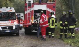 Cade dal trattore e muore: inutili i soccorsi del 118