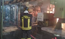 Incendio Cosmari, scampato pericolo. Arpam: “Valori sotto controllo, attendiamo riscontro”
