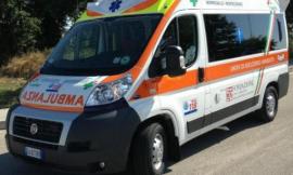 Morrovalle, furgone contro bici: ragazza di 22 anni trasportata all'ospedale