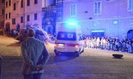Camerino, accusa un malore prima del corteo per l'offerta dei Ceri: muore un uomo