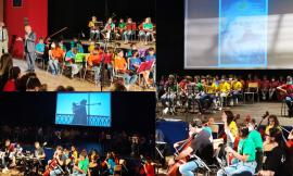 Camerino, da David Bowie ai Queen: l'orchestra e il coro sono composti da 200 bimbi