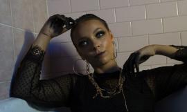 "Nemico Mio", singolo di debutto per la cantautrice tolentinate Irida Leskaj