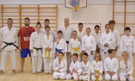 Recanati, esami per i passaggi di cintura al Centro Studi Karate Marche: tutti gli allievi promossi