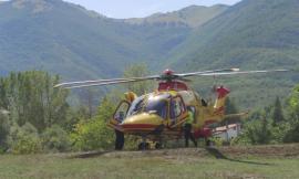 Ussita, cade con la bici lungo il sentiero: bambino soccorso in eliambulanza