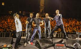 Recanati, i Subsonica infiammano Piazza Giacomo Leopardi