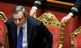 L’Italia è senza governo: i 95 sì del Senato non bastano, Draghi si dimette. E il centrodestra festeggia