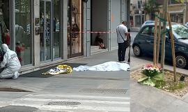 Omicidio Civitanova, quell'indifferenza che lascia attoniti. Un mazzo di fiori sul marciapiede dell'orrore