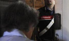 Tolentino, tenta furto in pieno giorno: il ladro passa dai domiciliari al carcere di Fermo