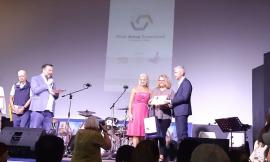 Camerino, la scrittrice Donatella Pazzelli premiata al Deruta Book Fest 2022