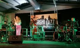 Caldarola, entusiasmo per il concerto di Manuela Ciunna a "Borghi in Jazz"