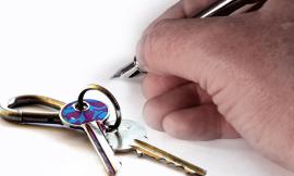Comodato d’uso gratuito e separazione dei beneficiari: è sempre legittimo esigere la restituzione dell’immobile?