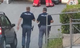 Civitanova, pugni e calci agli infermieri: denunciato 27enne, era ubriaco