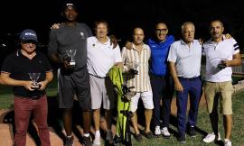 Civitanova, dal basket al golf: l'ex stella Nba Sylvester Gray si aggiudica il Putting challenge