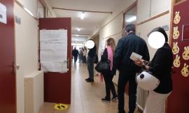 Elezioni politiche, alle 19 affluenza al 55% nelle Marche: in calo rispetto al 2018