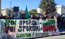 Alluvione e caro energia, manifestazione ad Ancona: "Basta pagare"