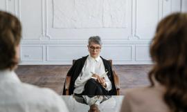 L'ex moglie ha una nuova relazione: cosa succede con l'assegno di mantenimento?