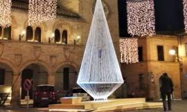 Montelupone e il caro bollette: "A Natale meno luminarie, ma investiamo sul teatro per ragazzi"