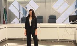 Elena Belvederesi: giura il primo magistrato di Potenza Picena