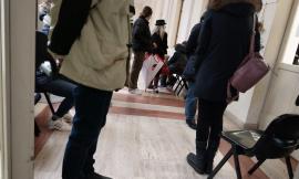 Macerata, l'attacco hacker 'rallenta' il Comune: code all'Ufficio Anagrafe. "Problema tecnico ma dati salvi"