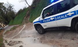 San Severino, maltempo: frane e smottamenti su diverse strade, la situazione (FOTO)