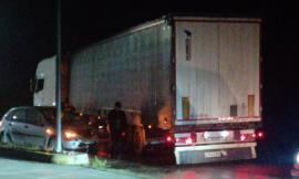 Paura sulla Provinciale 485: camion travolge due auto. Traffico in tilt, Carabinieri e 118 sul posto (FOTO)