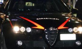 Anziano solo e malato, la scoperta dei carabinieri dopo la lite condominiale: soccorso dal 118