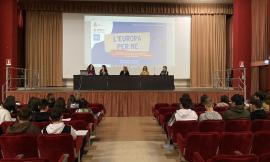 Macerata, l'ITE Gentili ospita il primo incontro del "Viaggio alla conoscenza dell'Unione Europea"