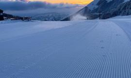La neve è arrivata: si torna a sciare sulle piste di Frontignano e Bolognola