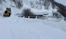 Maltempo, si abbatte slavina lungo la Sarnano-Sassotetto. Chiuse due provinciali nel Maceratese