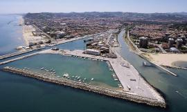 Pesaro, annullato l'approdo della nave Ong con 109 migranti a bordo