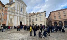 Macerata, unzione degli infermi per la Giornata del Malato alla Cattedrale di San Giovanni