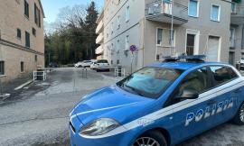 Macerata, 32enne precipita dal quarto piano: trasferito d'urgenza a Torrette in eliambulanza (FOTO)