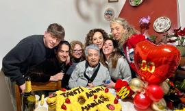 Sarnano, Filomena Pochini spegne 100 candeline: grande festa con figli, nipoti e pronipoti