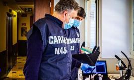 Blitz dei Nas nelle mense ospedaliere: mille euro di multa per un gestore in provincia di Macerata