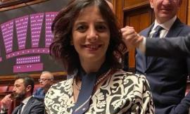 Deputata marchigiana di FdI: "Io costretta a far eseguire un test di paternità per mio figlio di 3 mesi"