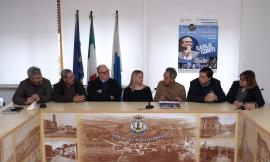Il premio Ravera trasloca, da Tolentino a Castelraimondo: Carlo Conti conduttore dell'evento