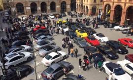 "Passione Porsche", per le vie di Tolentino sfilano le supercar