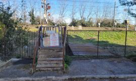 Civitanova, via Adua: "Troppo facile scavalcare e arrivare sui binari, Rfi rafforzi la sicurezza"